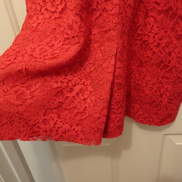 Vintage Jeanne D'Arc Lace Sheath Dress - Picture 6 of 11